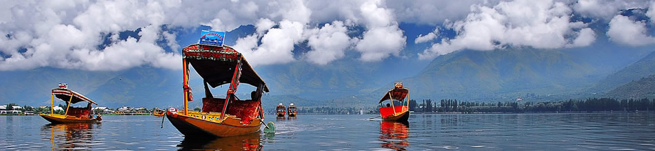 Kashmir Tourism - Get best tour packages for srinagar, srinagar holiday packages, srinagar honeymoon packages, hotels in srinagar, houseboats in srinagar
